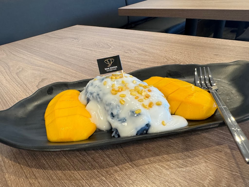 Siam Station | restaurant | 2727 Newport Blvd # 302, Newport Beach, CA 92663, USA | 9492836928 OR +1 949-283-6928