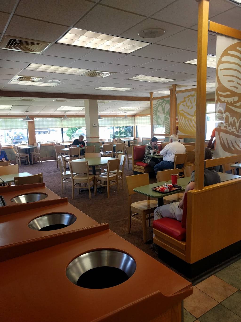 Wendys | restaurant | 6009 Ooltewah Georgetown Rd, Ooltewah, TN 37363, USA | 4232385580 OR +1 423-238-5580