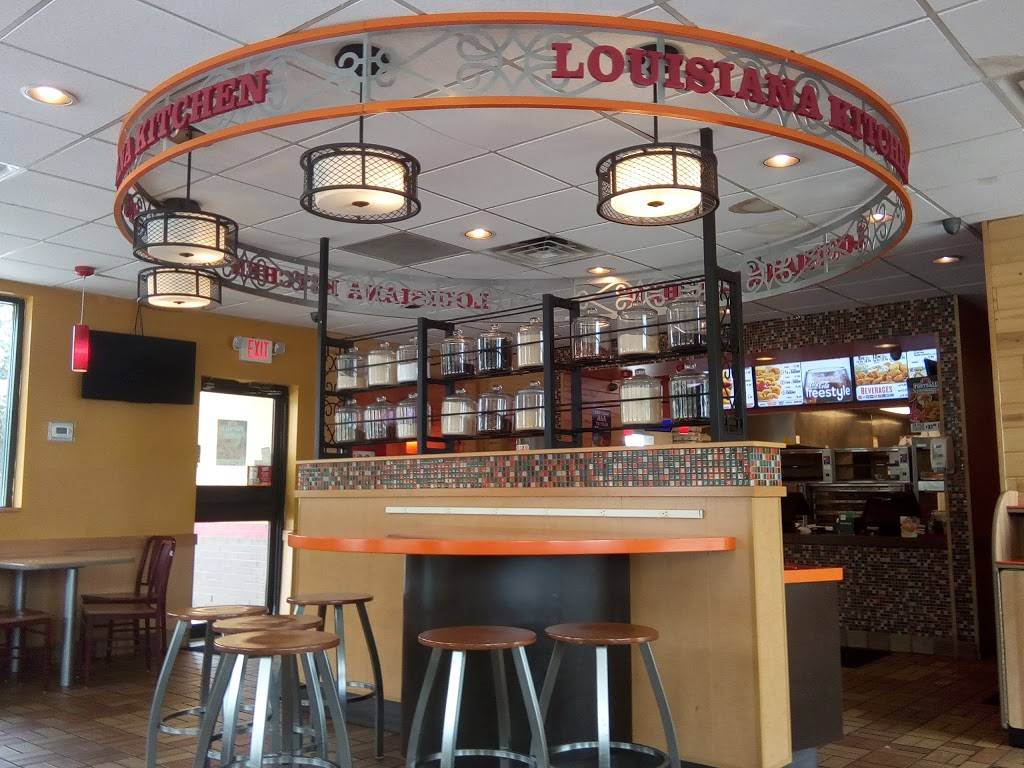 Popeyes Louisiana Kitchen | restaurant | 4772 Pennell Rd, Aston, PA 19014, USA | 4848162392 OR +1 484-816-2392