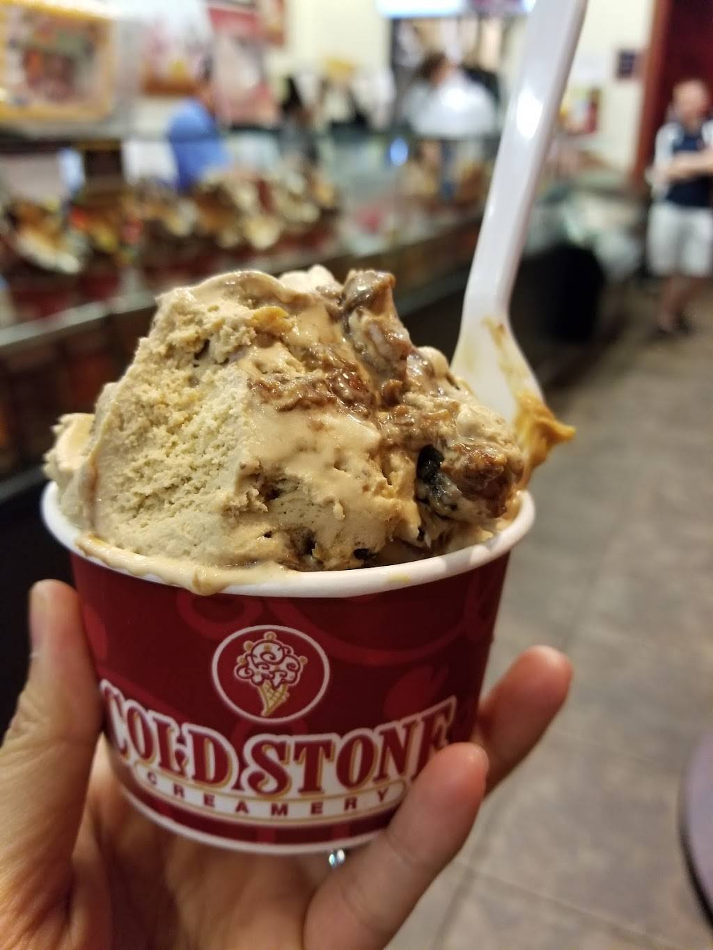 Cold Stone Creamery | bakery | 281 W Townline Rd #110, Vernon Hills, IL 60061, USA | 8472470773 OR +1 847-247-0773