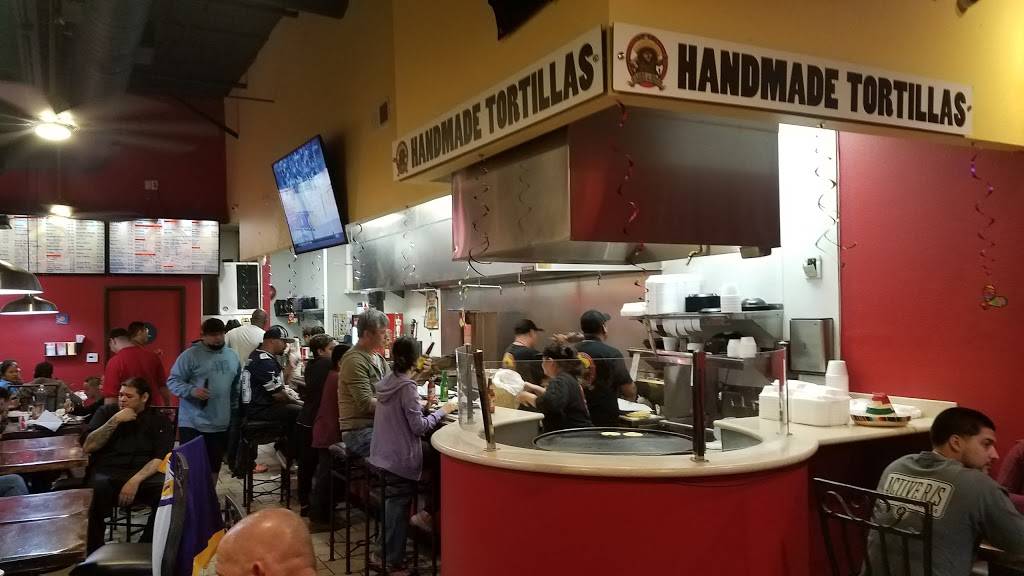 So Cal Tacos & Beer | restaurant | 39400 Murrieta Hot Springs Rd #106, Murrieta, CA 92563, USA | 9514612641 OR +1 951-461-2641