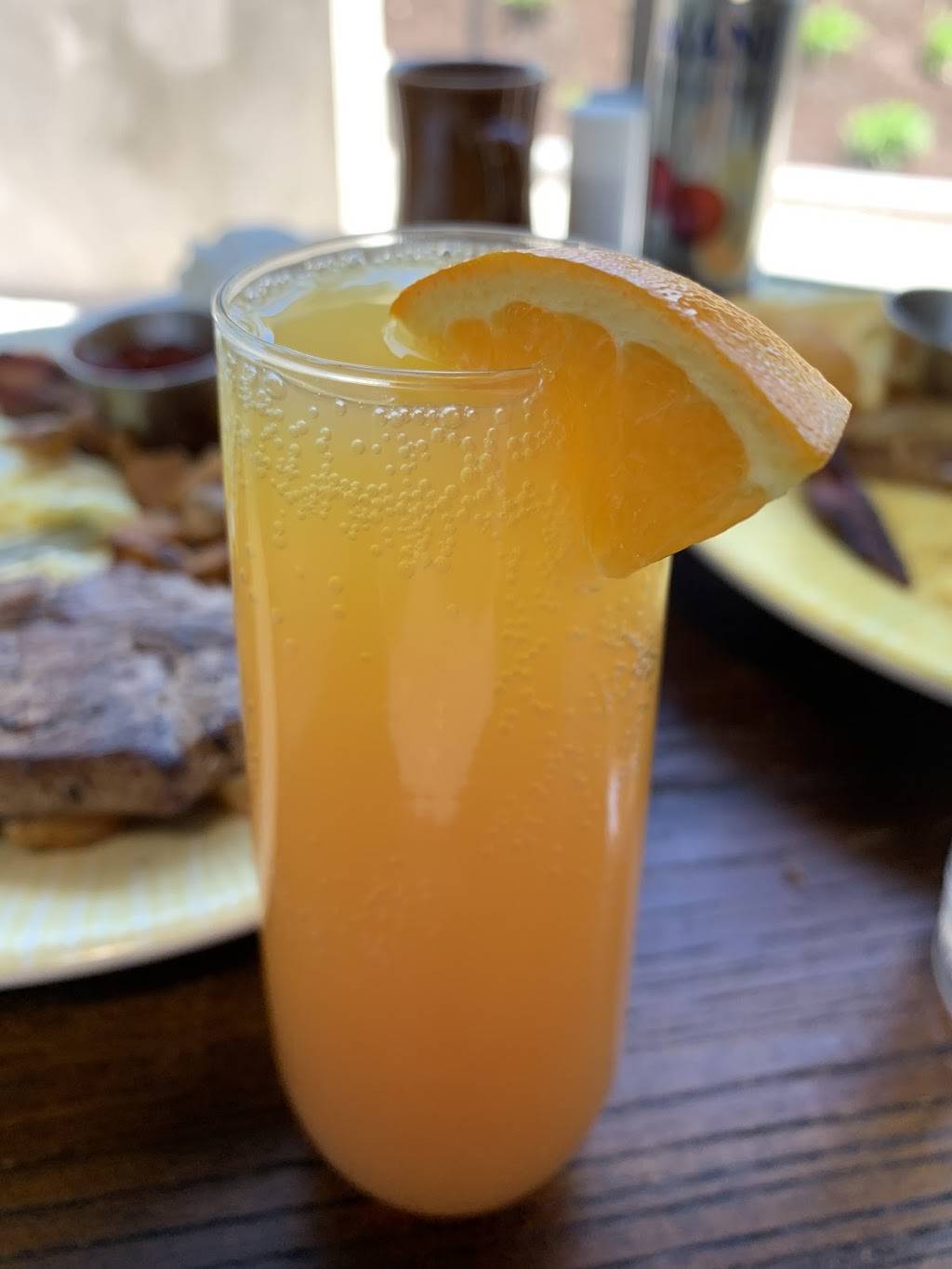 The Lazy Bee | restaurant | 126 Front St, Berea, OH 44017, USA | 4404039486 OR +1 440-403-9486