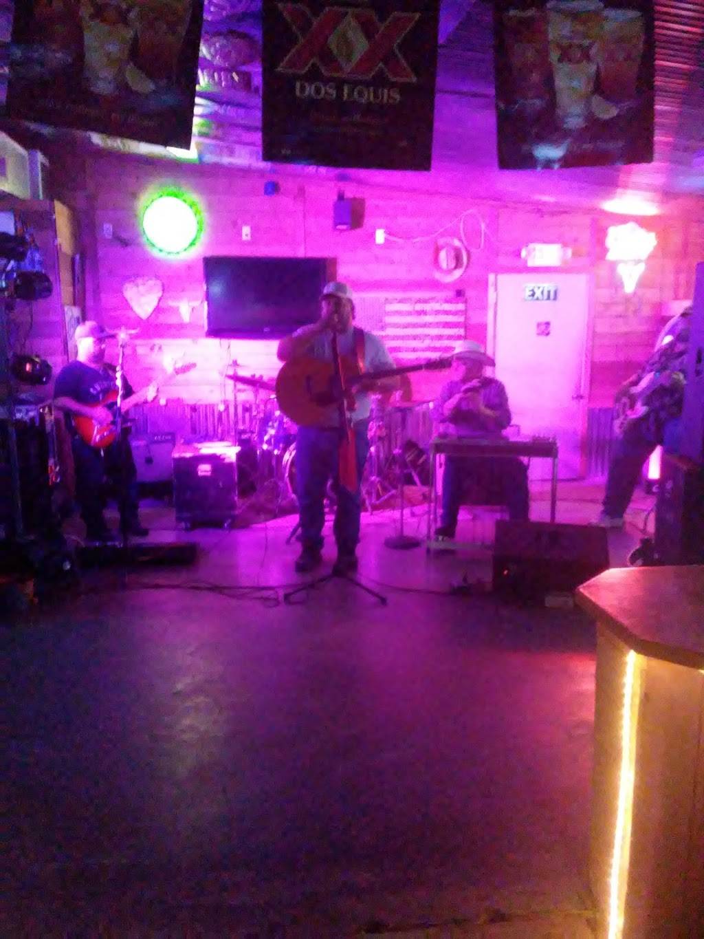 Deanville Bar & Grill | restaurant | 1789 FM 60, Caldwell, TX 77836, USA | 9795357776 OR +1 979-535-7776