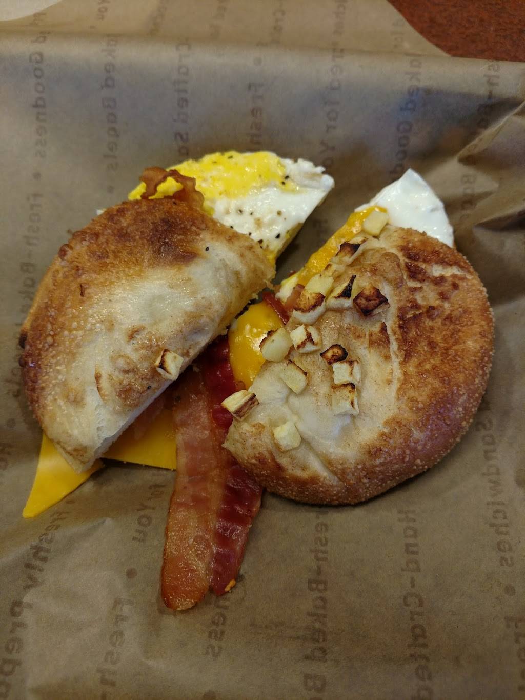 Einstein Bros. Bagels | cafe | 15768 N Frank Lloyd Wright Blvd, Scottsdale, AZ 85260, USA | 4803147383 OR +1 480-314-7383