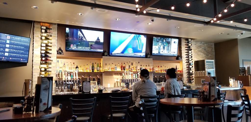 Hy-Vee Market Grille | restaurant | 405 E Nifong Blvd, Columbia, MO 65201, USA | 5734426349 OR +1 573-442-6349