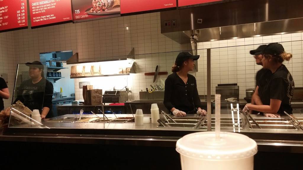 Chipotle Mexican Grill | restaurant | 10510 Stockdale Hwy, Bakersfield, CA 93311, USA | 6616639329 OR +1 661-663-9329