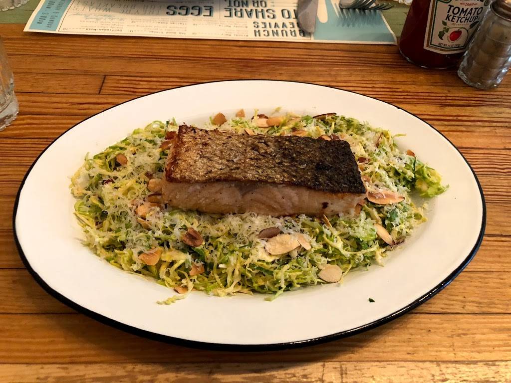 Pinewood Social | restaurant | 33 Peabody St, Nashville, TN 37210, USA | 6157518111 OR +1 615-751-8111