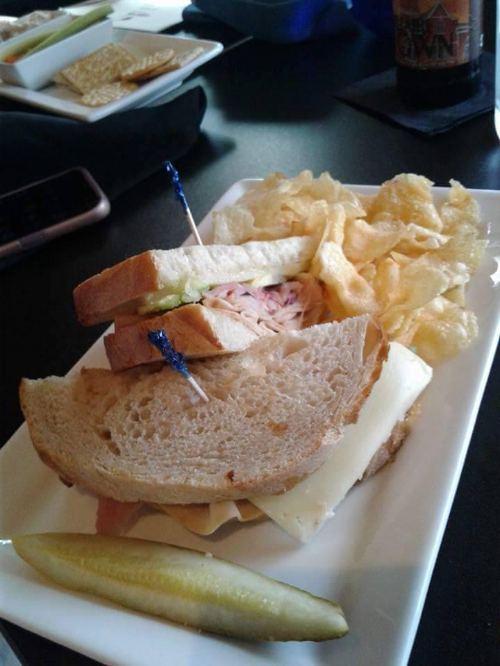 Smash Wine Bar & Bistro | restaurant | 415 W Western Ave, Muskegon, MI 49440, USA | 2312467910 OR +1 231-246-7910