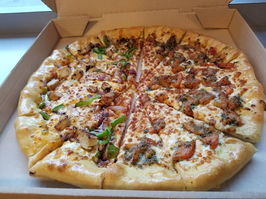 Pizza Hut | meal delivery | 1086 Yonge St, Toronto, ON M4W 2L4, Canada | 4169291818 OR +1 416-929-1818