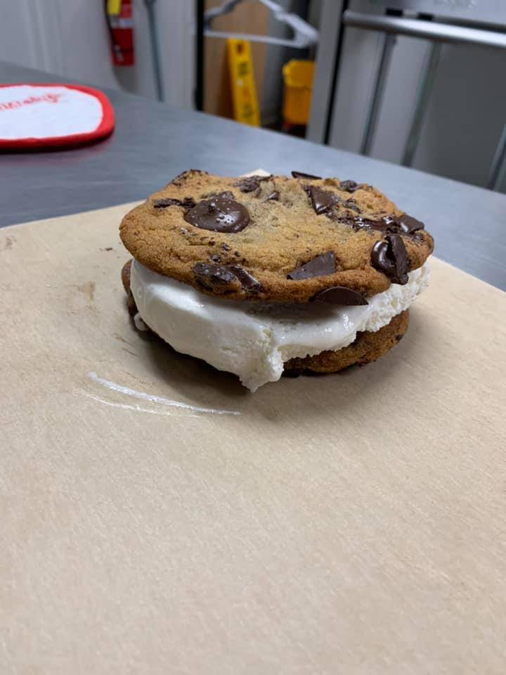 Hub City Creamery | restaurant | 4400 Hardy St Suite A8-9, Hattiesburg, MS 39402, USA | 7692236171 OR +1 769-223-6171