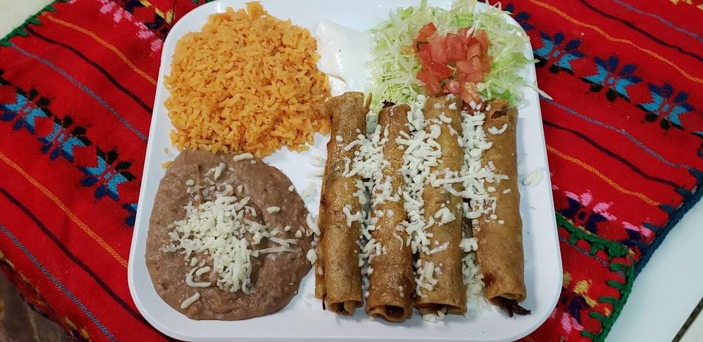 El Molcajete Mexican restaurant | restaurant | 1116 A Houbolt Rd, Joliet, IL 60431, USA | 8156305733 OR +1 815-630-5733