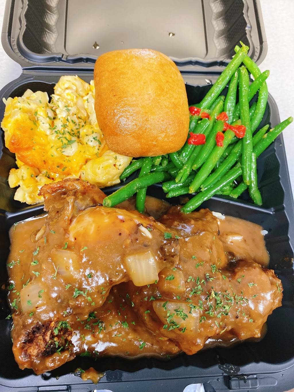 Sistah Bells Food and Catering | restaurant | 747 Davis Rd Suite 600, Stockbridge, GA 30281, USA | 6787825213 OR +1 678-782-5213