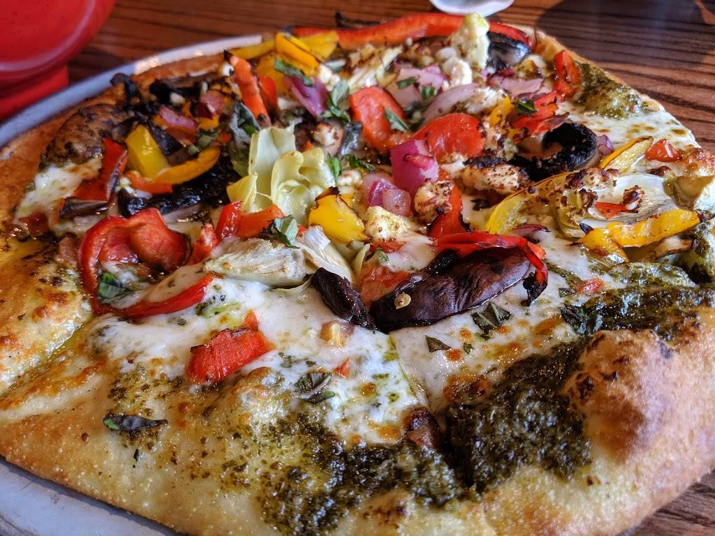 Newks Eatery | restaurant | 1309 University Ave, Oxford, MS 38655, USA | 6625135303 OR +1 662-513-5303