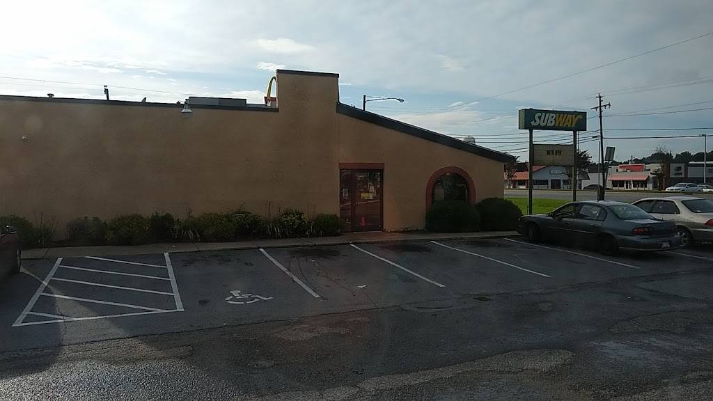 Subway | restaurant | 1601 Julian R Allsbrook Hwy, Roanoke Rapids, NC 27870, USA | 2525377053 OR +1 252-537-7053