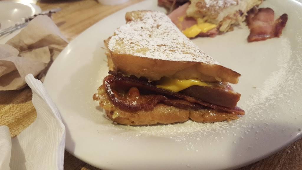 Scrambled Sams | restaurant | 802 W Main St, Lyons, KS 67554, USA | 6206802634 OR +1 620-680-2634