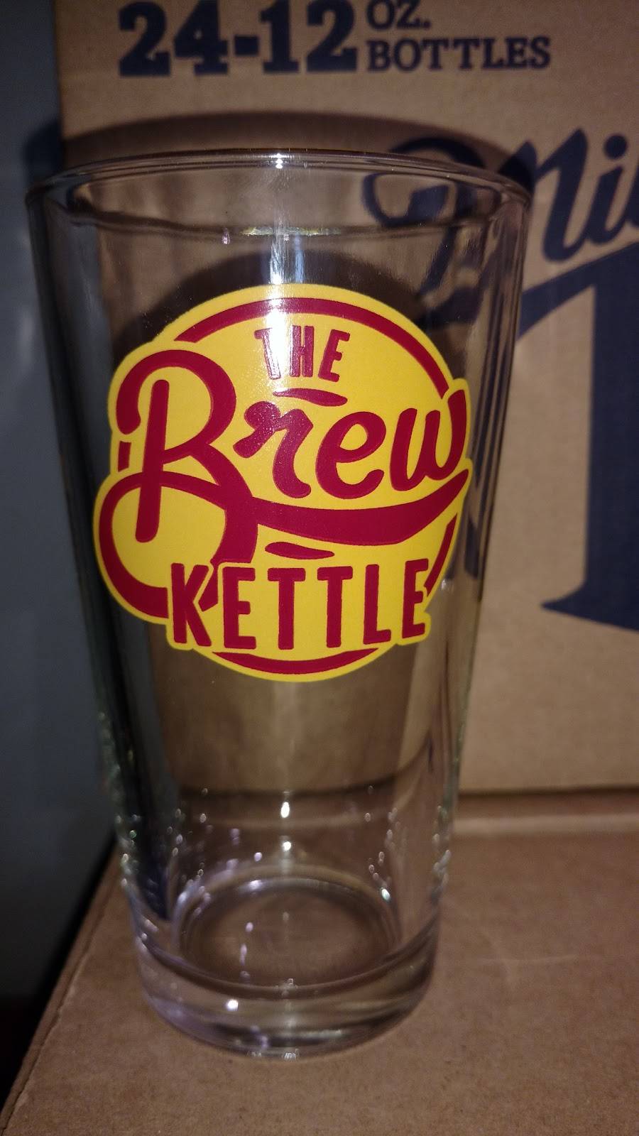 Inn Cahoots Bar | restaurant | 7525 Broadview Rd, Seven Hills, OH 44131, USA | 4408826669 OR +1 440-882-6669