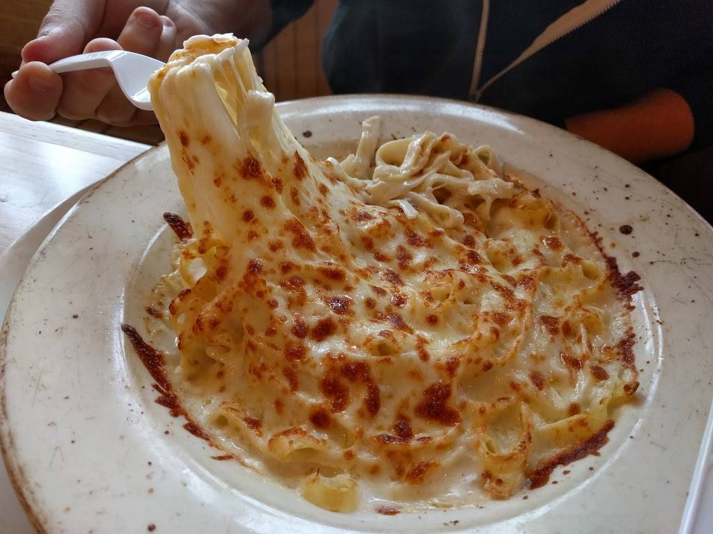 Oscars Restaurant | meal delivery | 1840 Cumberland Ave, Knoxville, TN 37916, USA | 8655243663 OR +1 865-524-3663