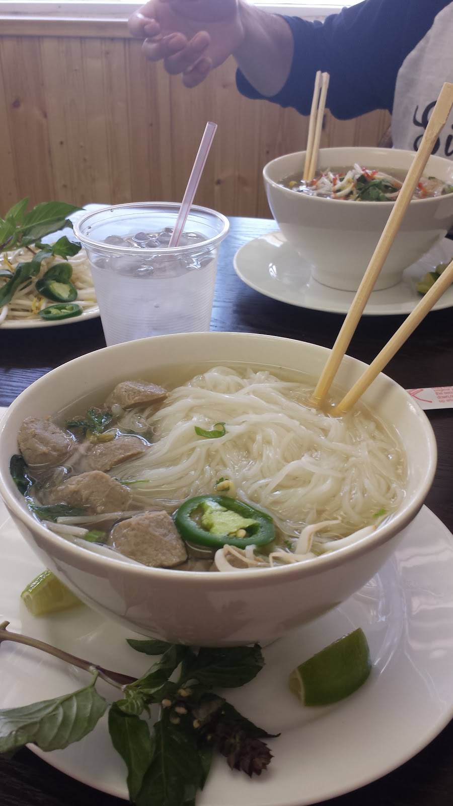 Pho Pasteur Express Restaurant | restaurant | 1332, 1025 N State St, Los Angeles, CA 90033, USA | 3232220112 OR +1 323-222-0112