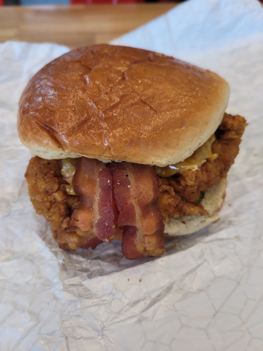 Raise the Roost | restaurant | 10601 Lomond Dr, Manassas, VA 20109, USA | 7033692414 OR +1 703-369-2414