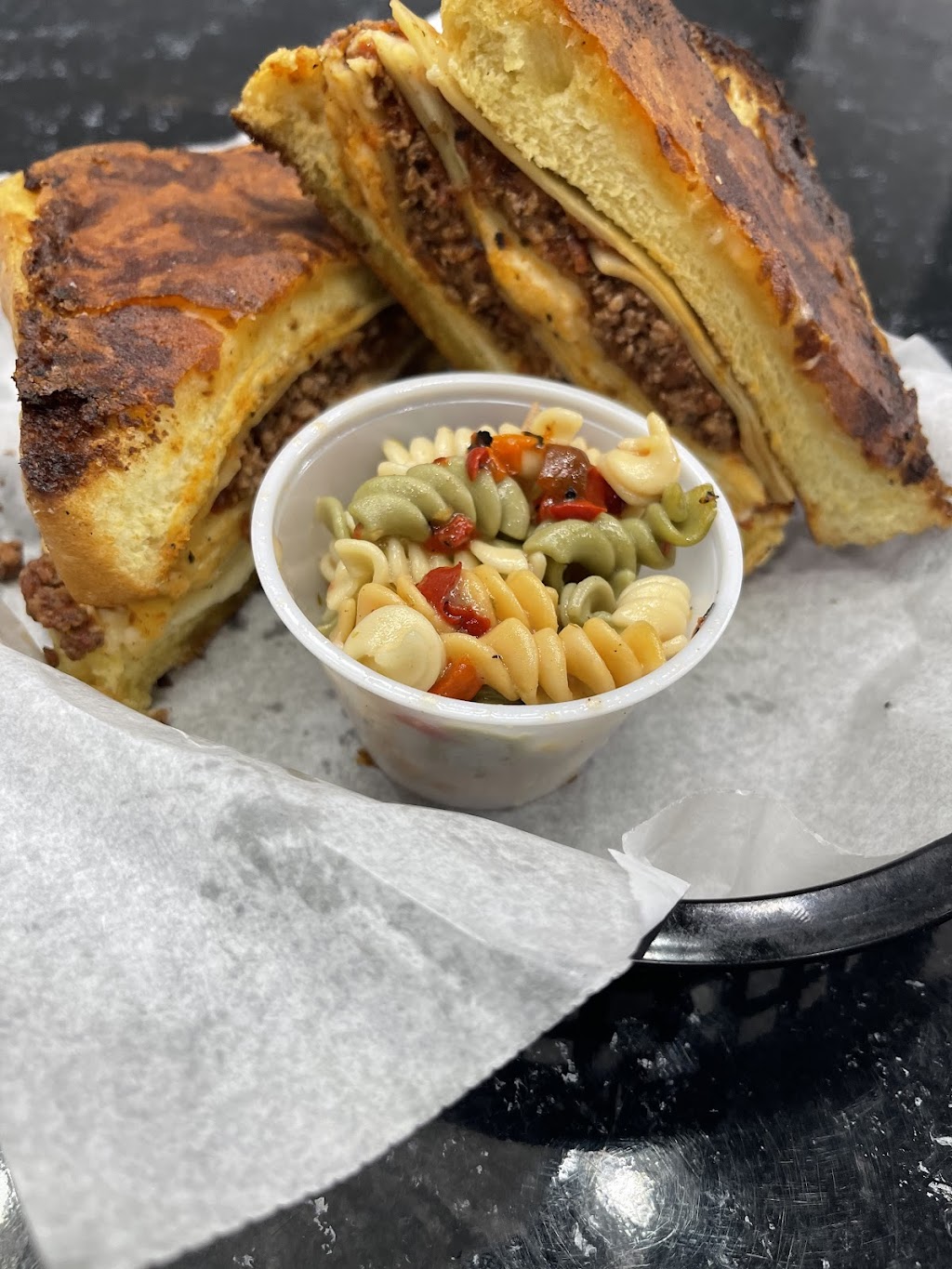 Kamis Samis | restaurant | 636 Main St, Ouray, CO 81427, USA | 9703256242 OR +1 970-325-6242