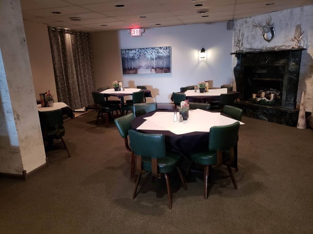 Sandras on the Park | restaurant | 10049 W Forest Home Ave, Hales Corners, WI 53130, USA | 4142358889 OR +1 414-235-8889