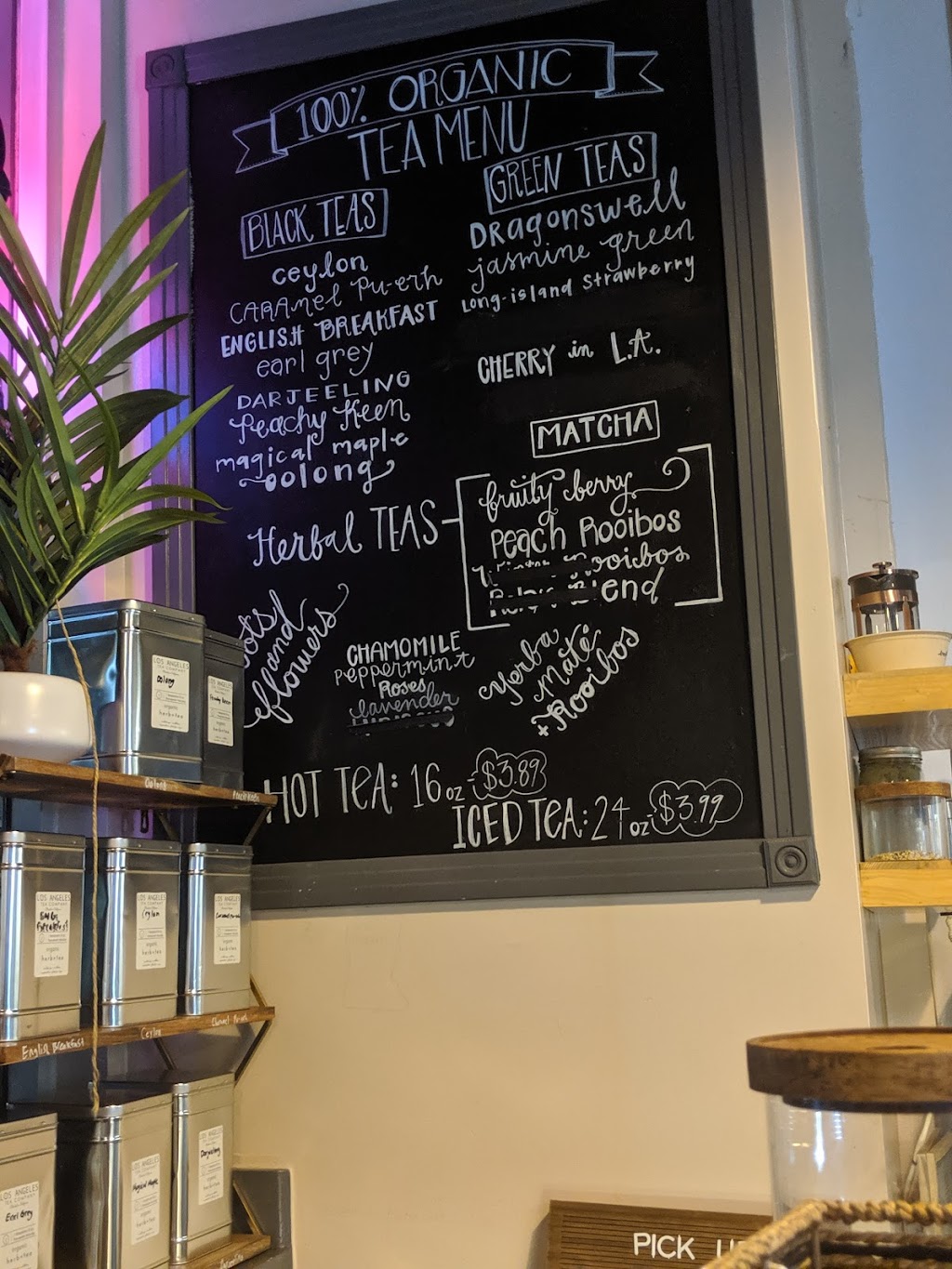 Eat Real Cafe #2 | restaurant | 27530 Newhall Ranch Rd, Santa Clarita, CA 91355, USA | 6618881329 OR +1 661-888-1329