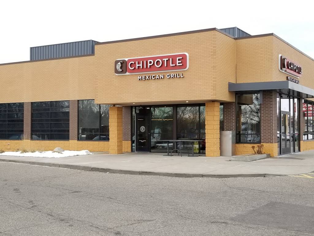 Chipotle Mexican Grill | restaurant | 2075 Cliff Rd, Eagan, MN 55122, USA | 9523038884 OR +1 952-303-8884