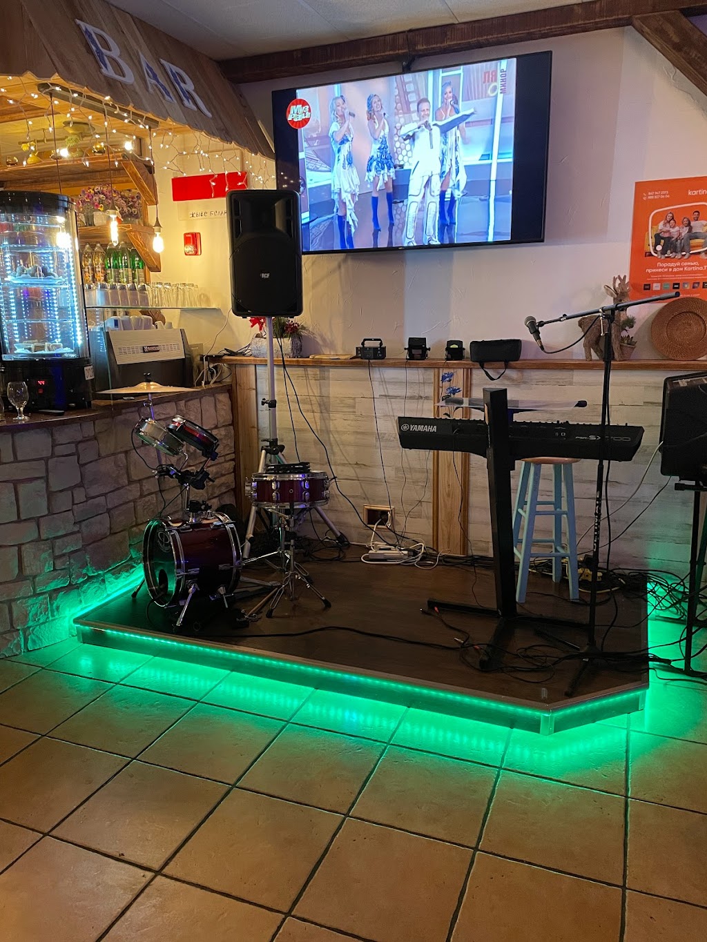 Belarusian Restaurant Vasilki | restaurant | 250 McHenry Rd, Wheeling, IL 60090, USA | 2246761079 OR +1 224-676-1079