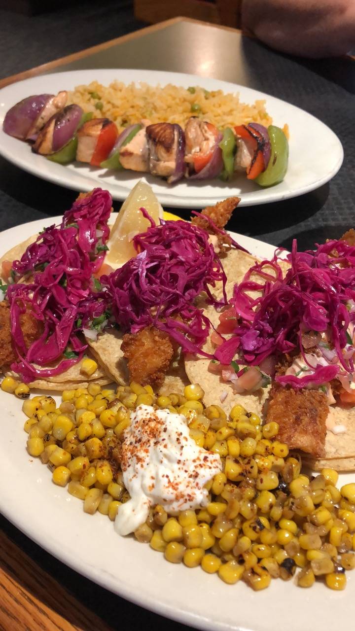 Hummingbird Restaurant | restaurant | 27w229 Geneva Rd, Winfield, IL 60190, USA | 6306903303 OR +1 630-690-3303