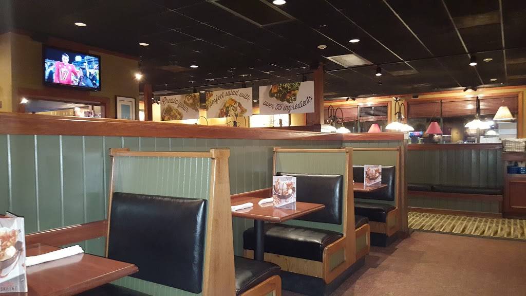 Ruby Tuesday | restaurant | 7 Corvette Dr, Litchfield, IL 62056, USA | 2173242808 OR +1 217-324-2808