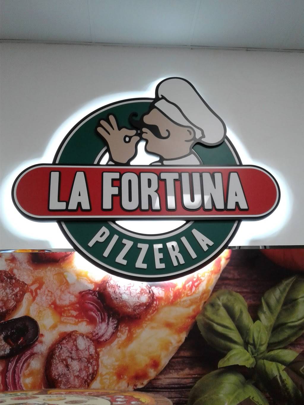 La Fortuna Pizzeria | restaurant | 10783 NW 58th St, Doral, FL 33178, USA | 3054681885 OR +1 305-468-1885
