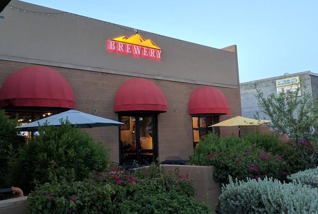 North Mountain Brewing Company | restaurant | 522 E Dunlap Ave, Phoenix, AZ 85020, USA | 6028615999 OR +1 602-861-5999