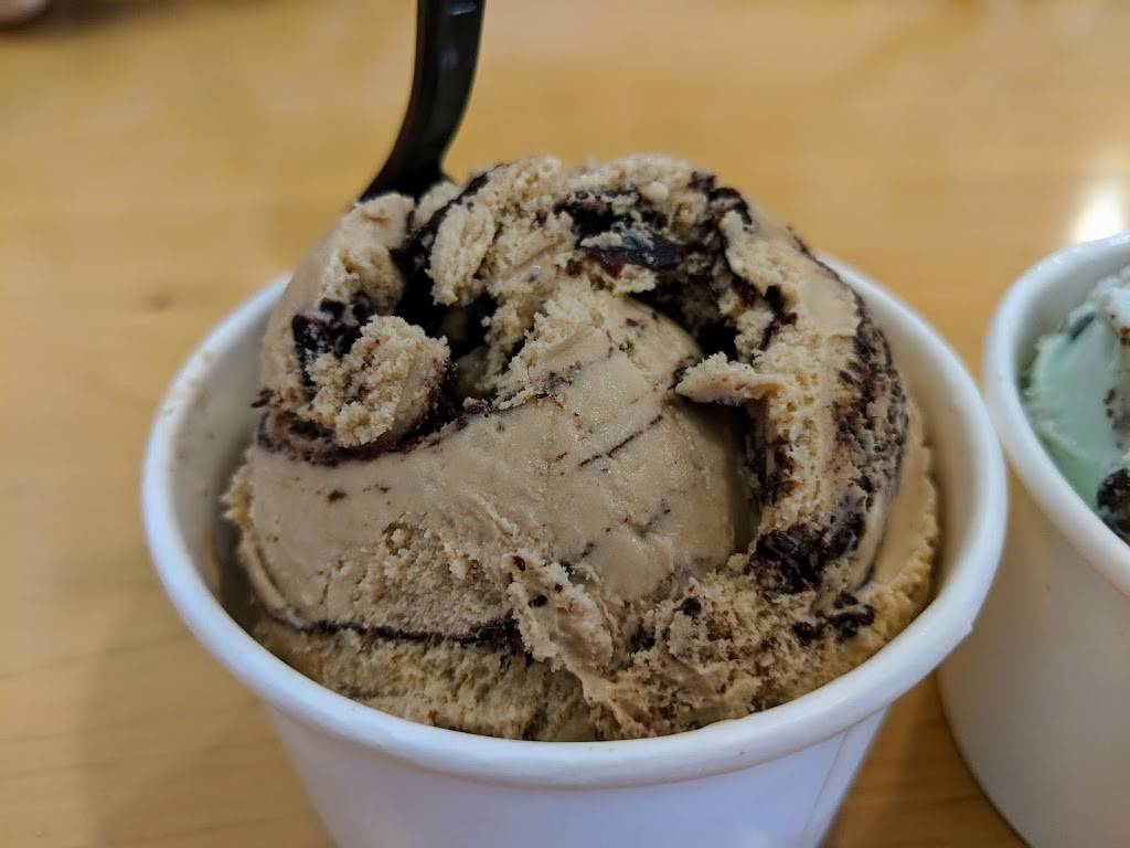 Millie Dindots | restaurant | 4792 E Main St, Millersburg, OH 44654, USA | 8333463687 OR +1 833-346-3687