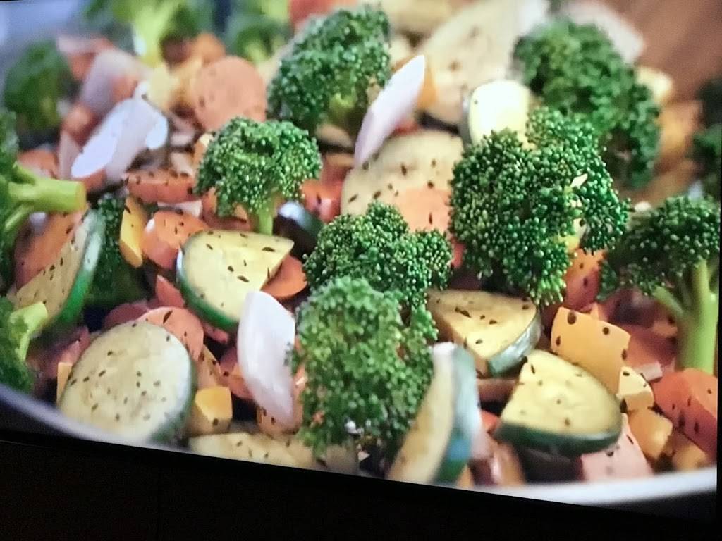 Chill-N-Eat grill - CaribLatin Savour | restaurant | 2230 NW 62nd St, Miami, FL 33147, USA | 5612852819 OR +1 561-285-2819