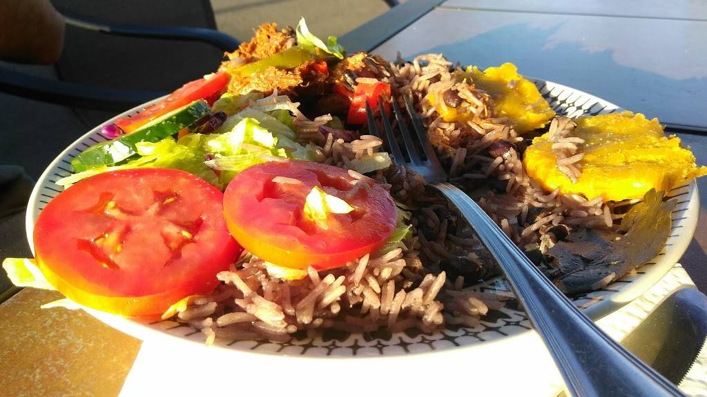 La Cubana | restaurant | 3405 SE 82nd Ave, Portland, OR 97266, USA | 5037544044 OR +1 503-754-4044