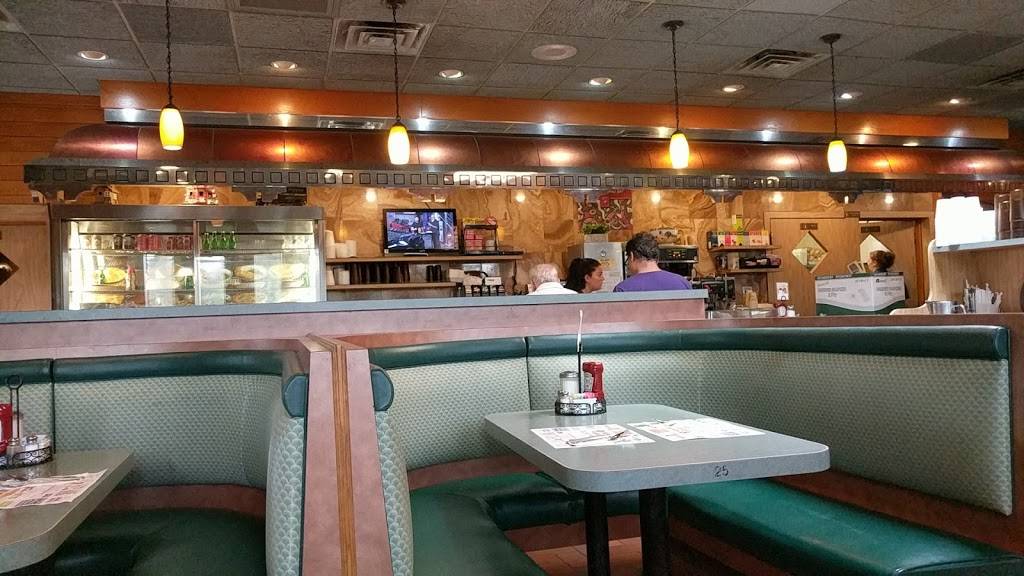 Roxbury Diner | bakery | 101 NJ-10, Succasunna, NJ 07876, USA | 9735842818 OR +1 973-584-2818