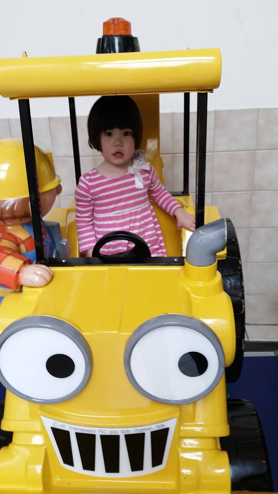 Signature Sports Bar & Restaurant | cafe | 30100 Town Center Dr, Laguna Niguel, CA 92677, USA | 9498918284 OR +1 949-891-8284