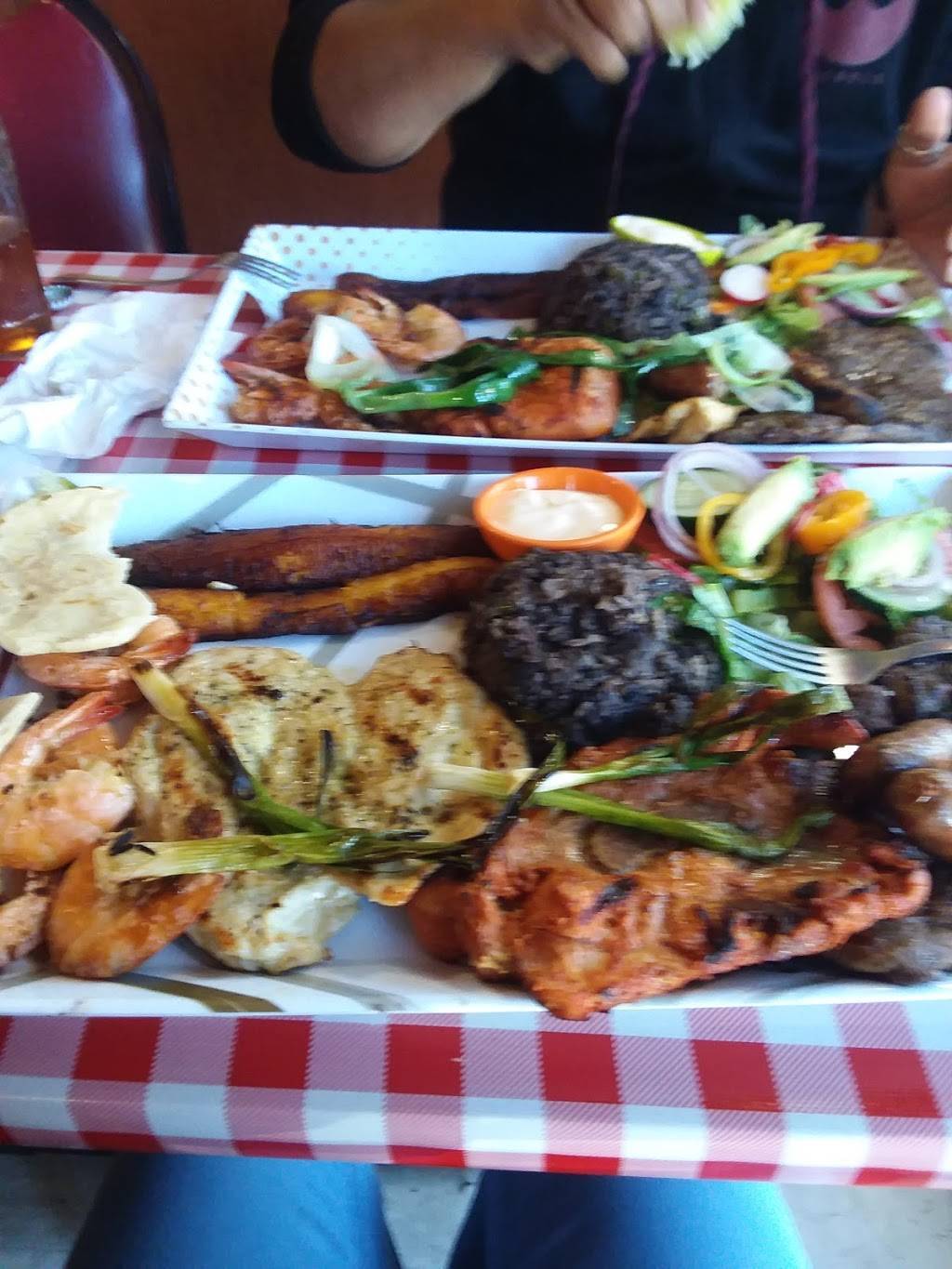 Chiltepes Restaurant | restaurant | 4833 S 24th St, Omaha, NE 68107, USA | 5312100307 OR +1 531-210-0307