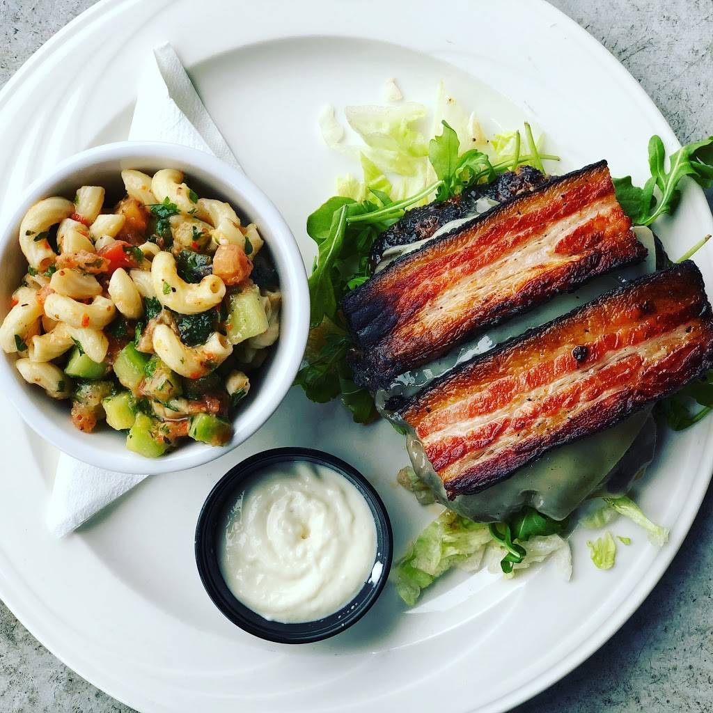 The Water Dog | restaurant | 1016 Jefferson St, Lynchburg, VA 24504, USA | 4343334681 OR +1 434-333-4681