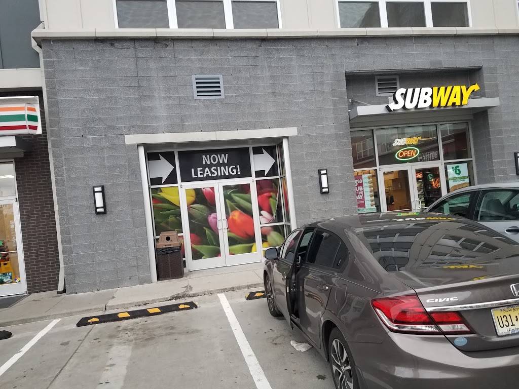 Subway Restaurants | restaurant | 5665 Kennedy Blvd Unit 4 Avalon, North Bergen, NJ 07047, USA | 2017661994 OR +1 201-766-1994