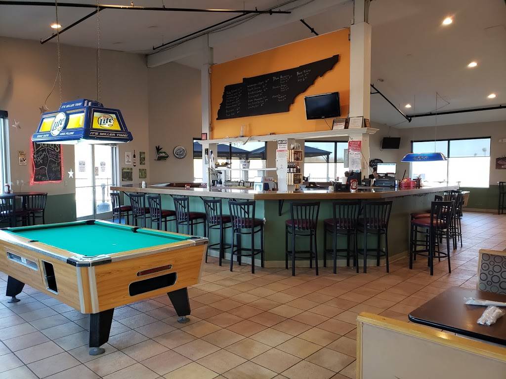 Mountain Top Bar & Grill | restaurant | 2475 Westel Rd, Rockwood, TN 37854, USA | 8653542140135 OR +1 865-354-2140 ext. 135