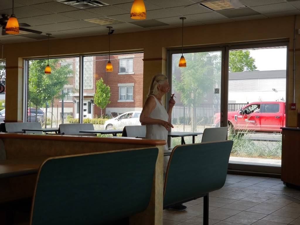 Subway | restaurant | 442 Avenue Lafleur, LaSalle, QC H8R 3H6, Canada | 5143651111 OR +1 514-365-1111