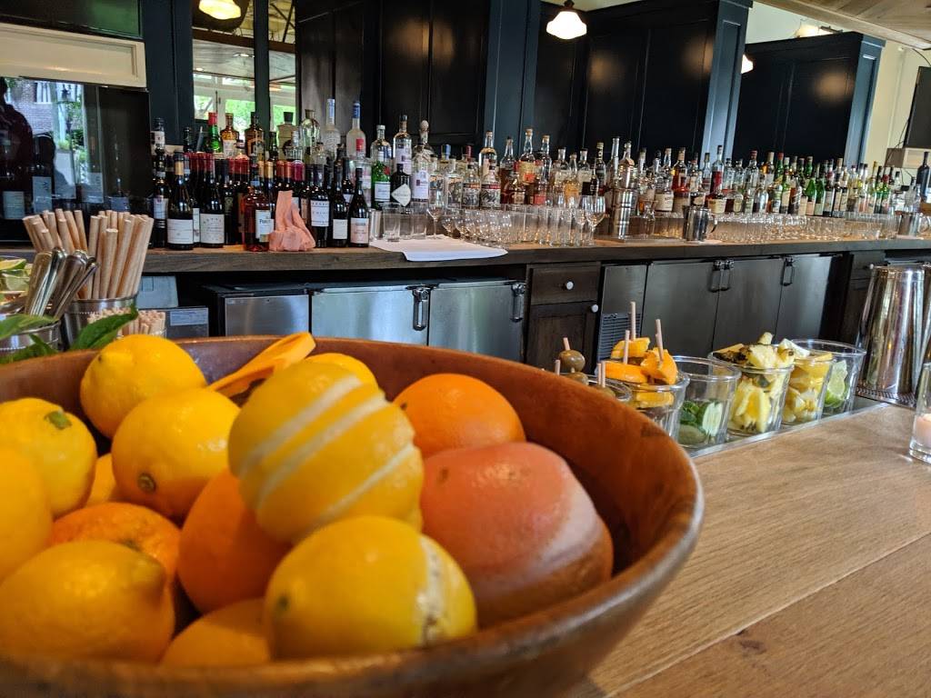 La Farfalle | restaurant | 15 Beaufain St, Charleston, SC 29401, USA | 8432120920 OR +1 843-212-0920