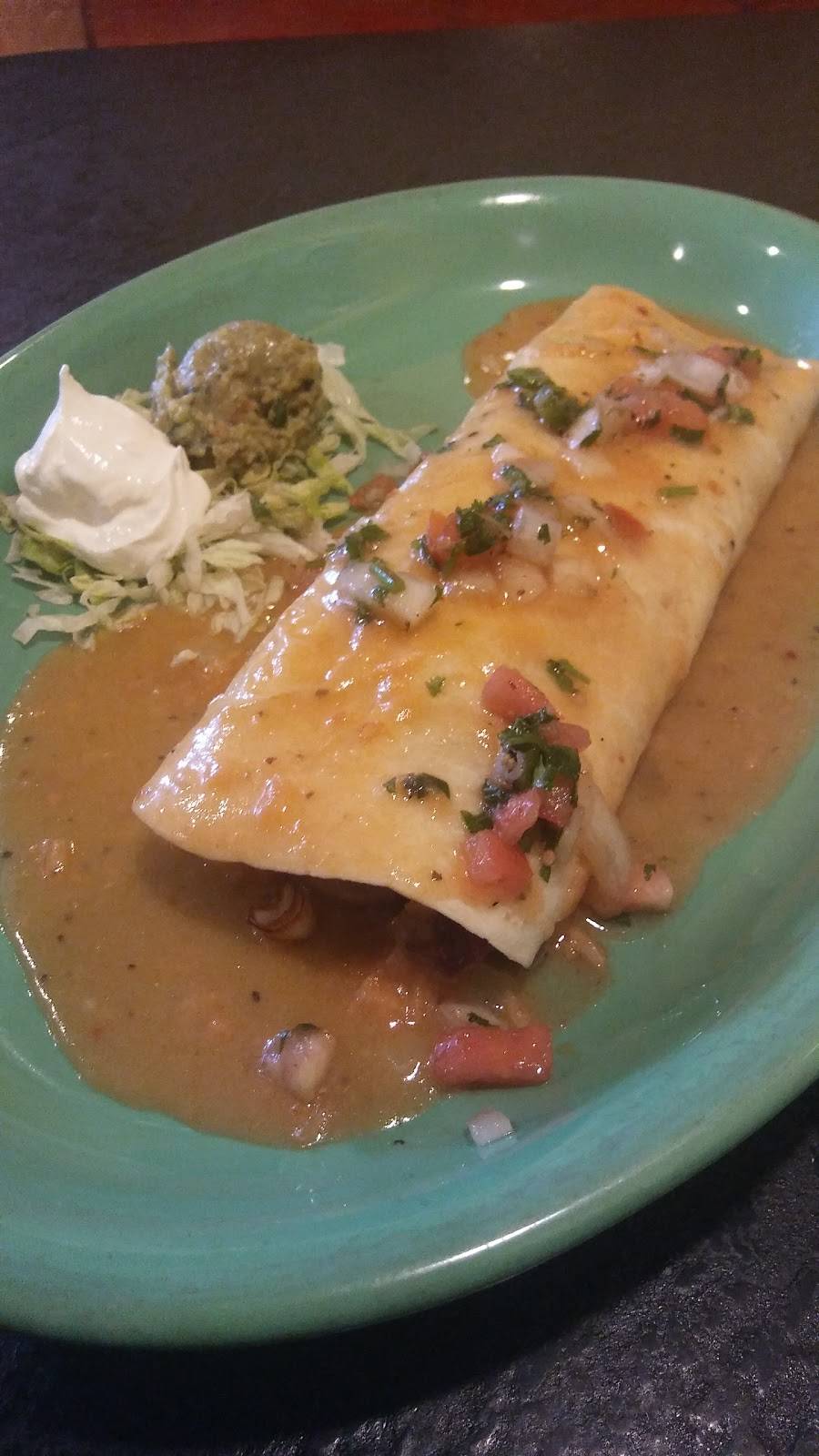 Casa Ramos | restaurant | 837 SW Fairlawn Rd, Topeka, KS 66606, USA | 7852156210 OR +1 785-215-6210