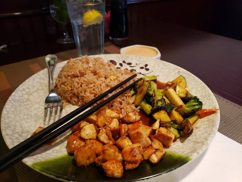 Taku Japanese Steakhouse | restaurant | 4750 Roosevelt Blvd, Middletown, OH 45044, USA | 5134238888 OR +1 513-423-8888