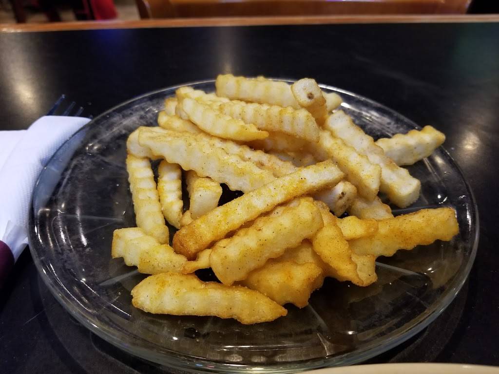 Gill Street Sports Bar & Restaurant | restaurant | 3002 Gill St # B, Bloomington, IL 61704, USA | 3096616387 OR +1 309-661-6387