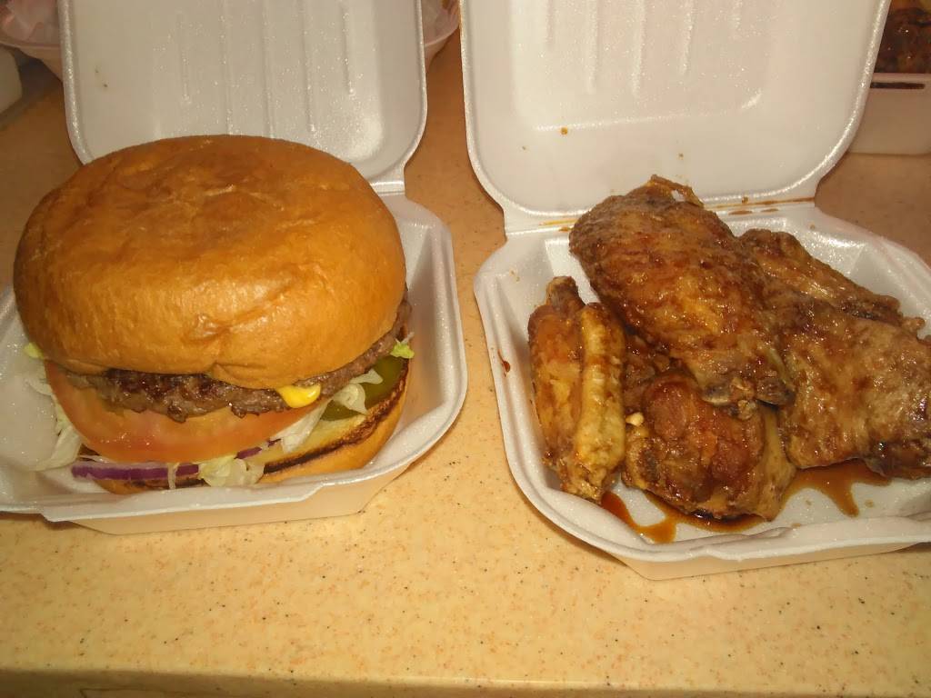 Americas Deli | restaurant | 8408, 831 Hamilton Crossing, Antioch, TN 37013, USA | 6157306038 OR +1 615-730-6038