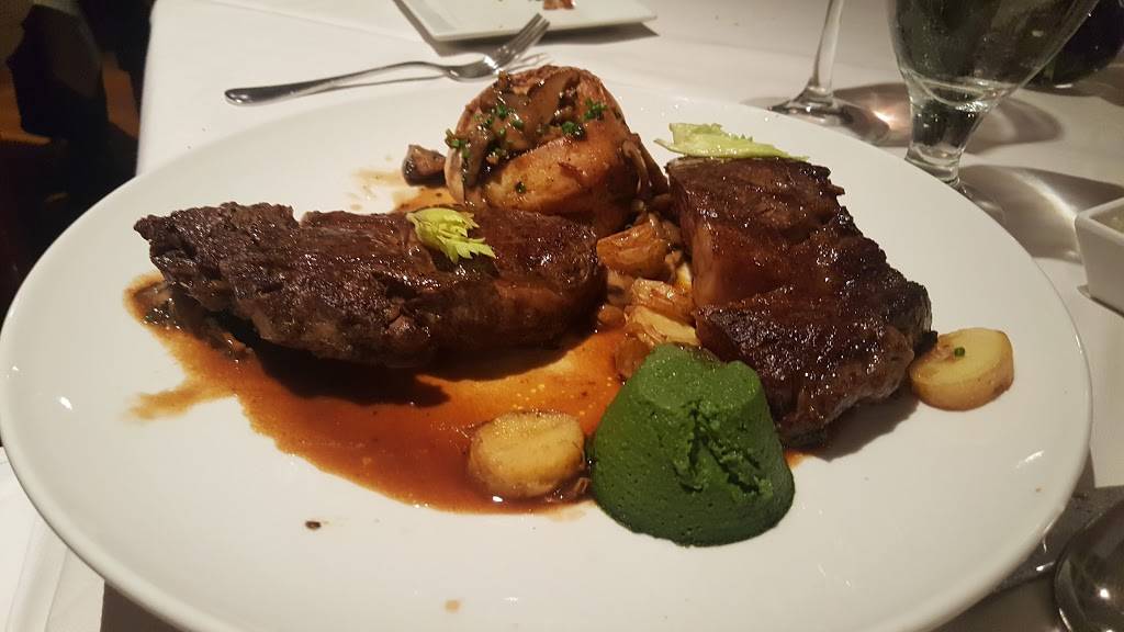 The Blue Bottle Cafe | restaurant | 101 E Broad St, Hopewell, NJ 08525, USA | 6093331710 OR +1 609-333-1710