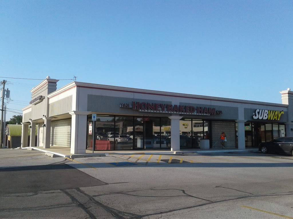 The Honey Baked Ham Company | cafe | 6900 N May Ave, Oklahoma City, OK 73116, USA | 4058431843 OR +1 405-843-1843
