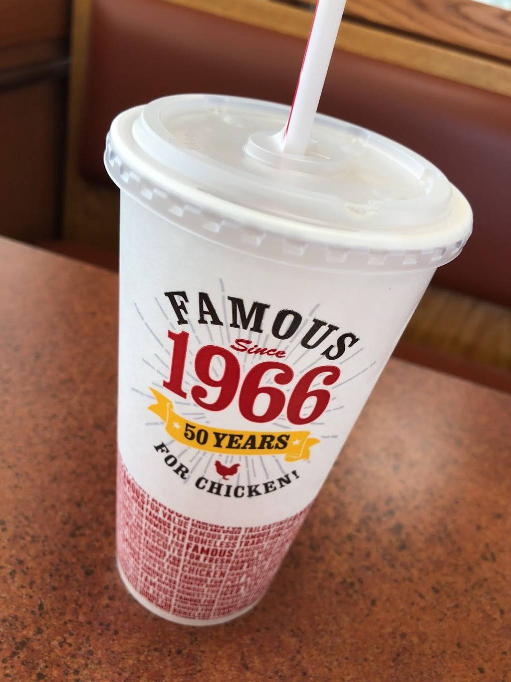 Lees Famous Recipe Chicken | restaurant | 15602 Manchester Rd, Ellisville, MO 63011, USA | 6362271718 OR +1 636-227-1718